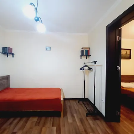 Уютный Домик В Маленьком Дворике Apartment Tbilisi Exterior photo